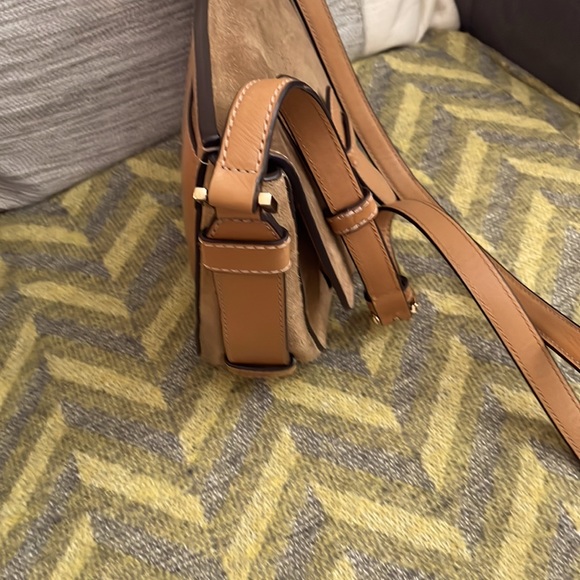 MICHAEL KORS ROMY Medium Messenger Suede Leather Crossbody - Picture 6 of 9